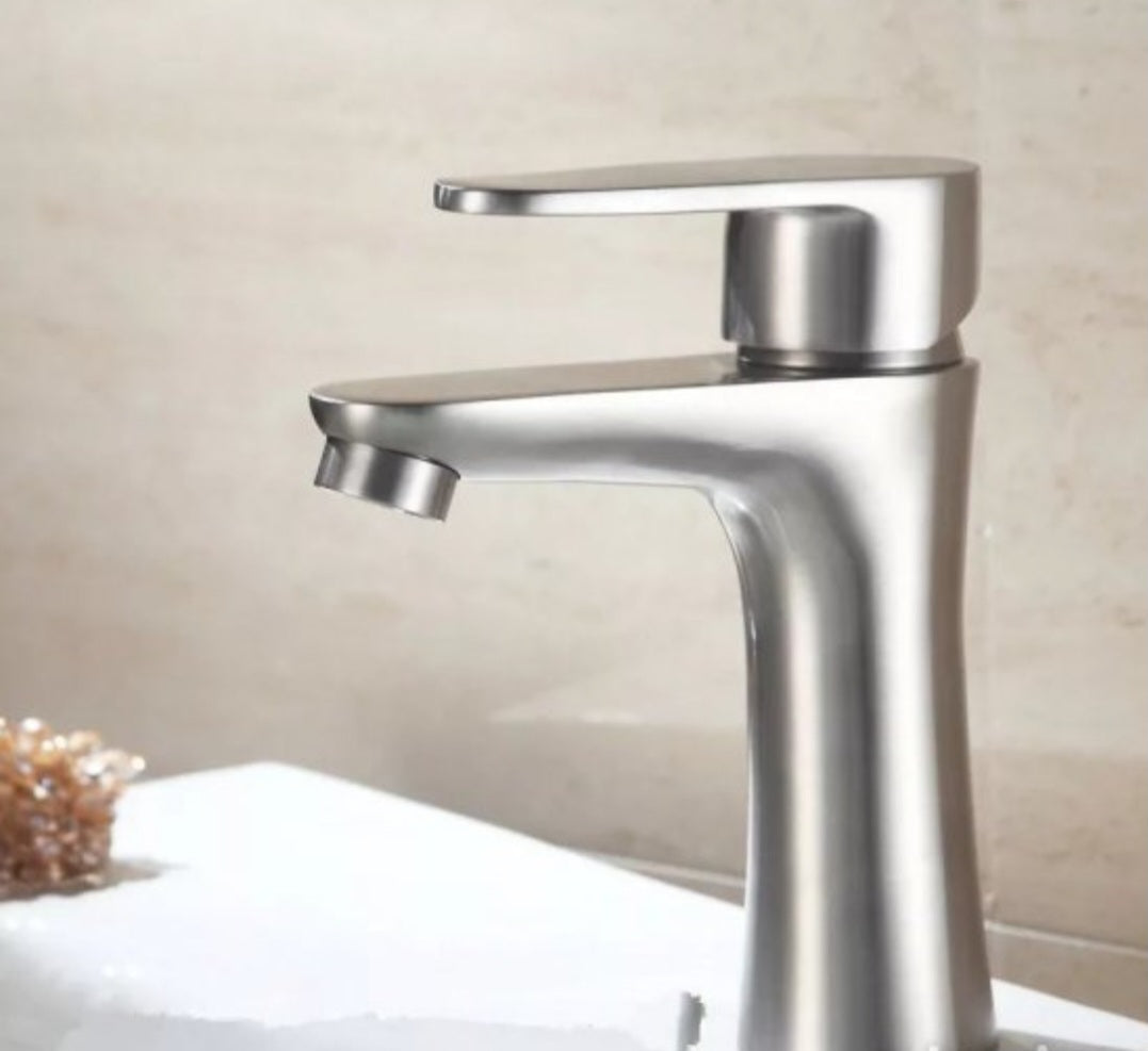 Inox slavina za lavabo ili umivaonik inox slavina